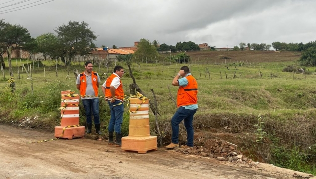 Prefeitura fez visitação em algumas áreas. Imagem:Henrique Romeiro/Assessoria