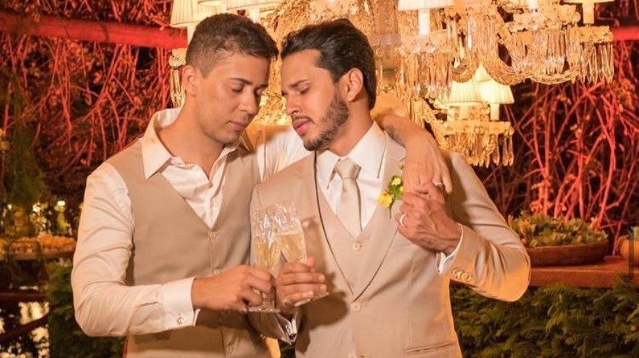 Carlinhos Maia e Lucas Guimarães anunciam fim do casamento