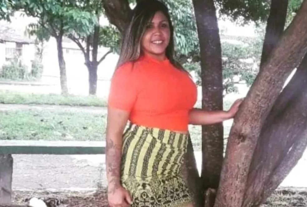 Baleada após sair de culto em igreja evangélica, mulher morre ao lado da bíblia que carregava em Maceió