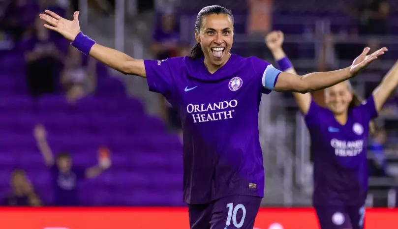 Marta é indicada ao prêmio de melhor jogadora da temporada nos EUA