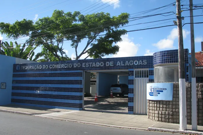 Justiça de Alagoas determina que administração do Sesc e Senac volte para Fecomércio-AL