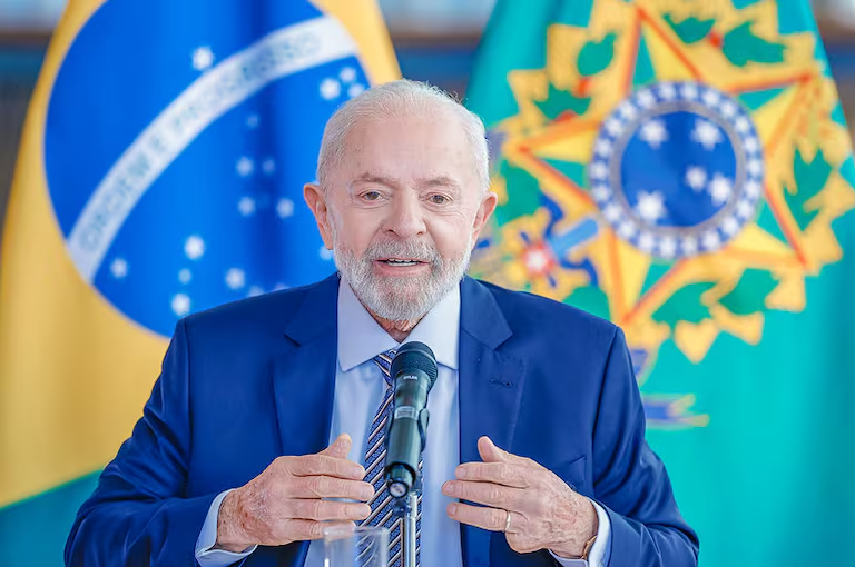 Lula faz balanço do governo e diz que reforma tributária vai ‘descomplicar’ economia