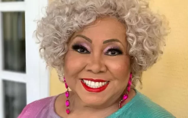 Alcione se irrita com produção: “Cadê minha água, porr*?”