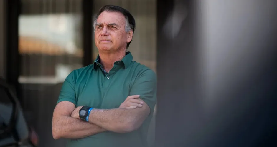 Por unanimidade, STF mantém execução da pena de Bolsonaro e condenados