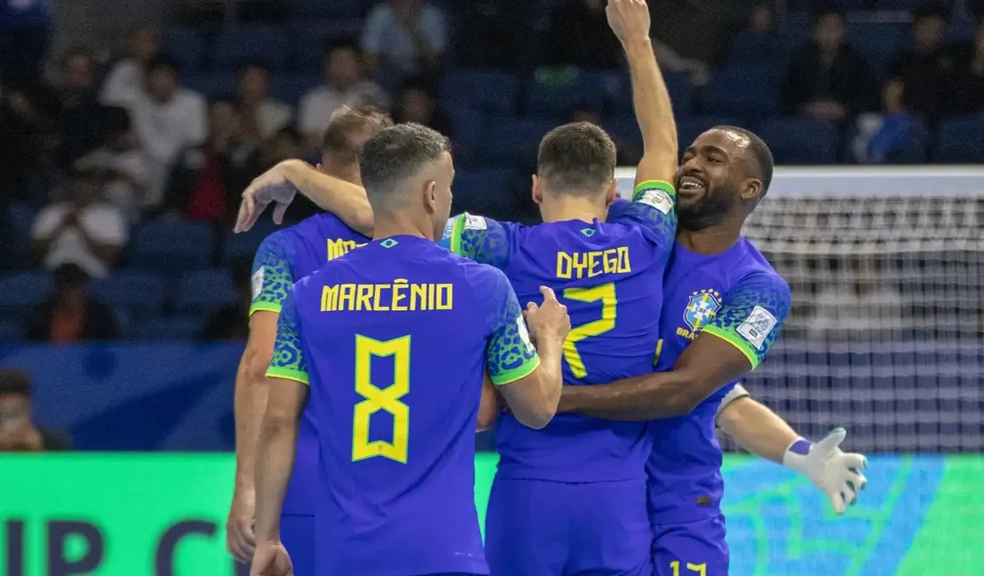 Brasil garante vaga na final da Copa do Mundo de futsal