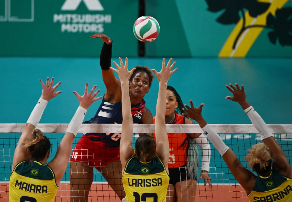 Vôlei feminino: Brasil perde para República Dominicana e ganha a prata