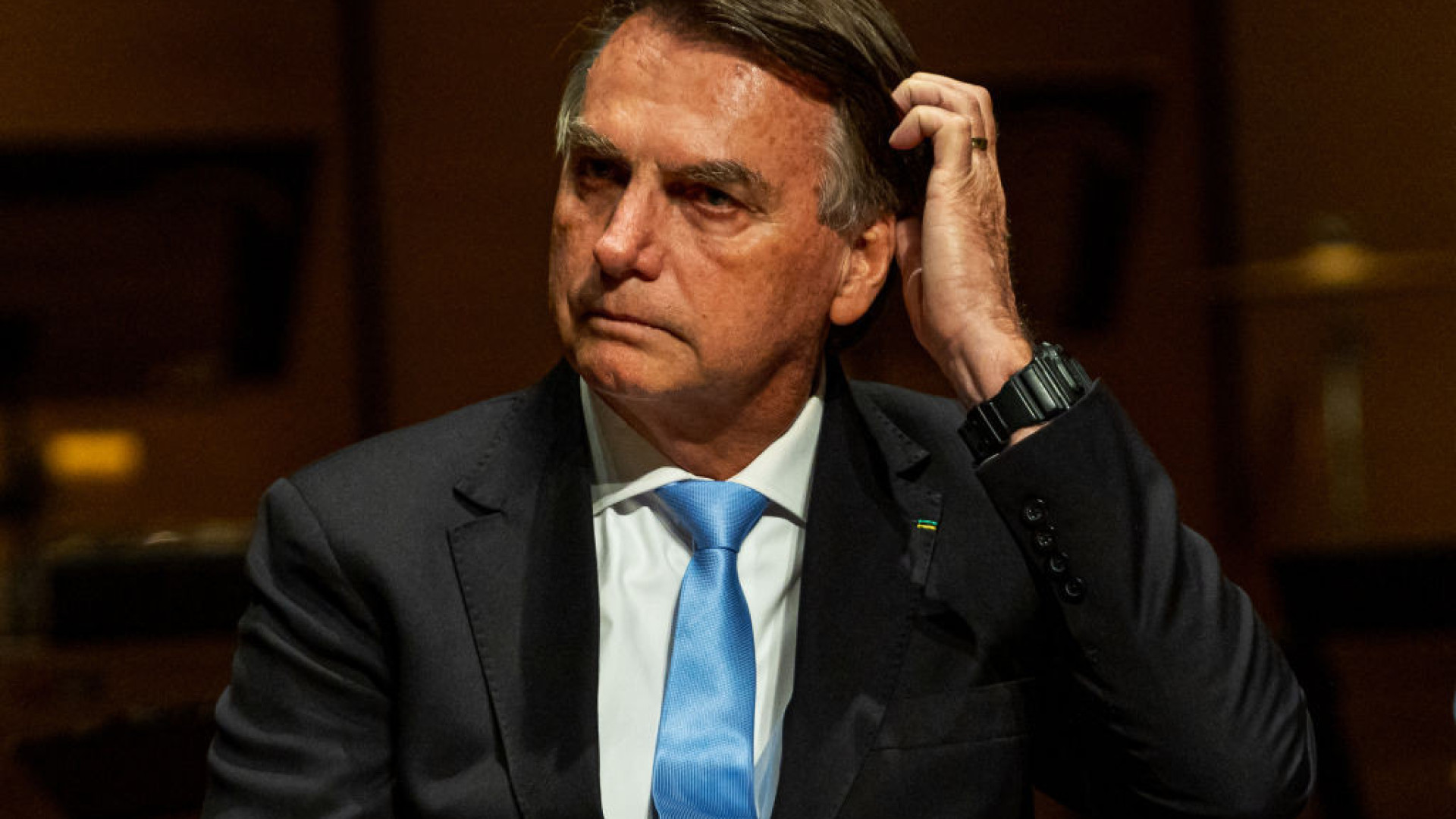 Bolsonaro depende do STF para recuperar passaporte e ir à posse de Trump