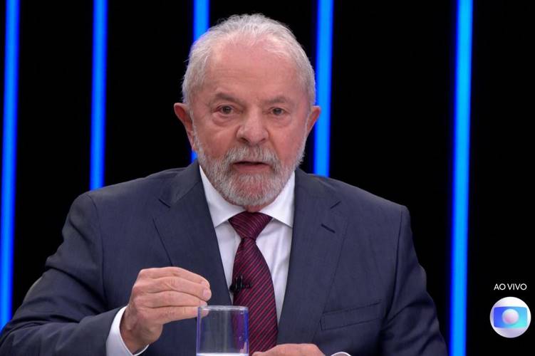 Lula é criticado ao faltar no 2° debate: ”Tem medo”