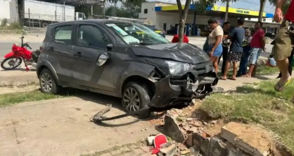 Colisão entre carro e motocicletas deixa dois feridos em União dos Palmares