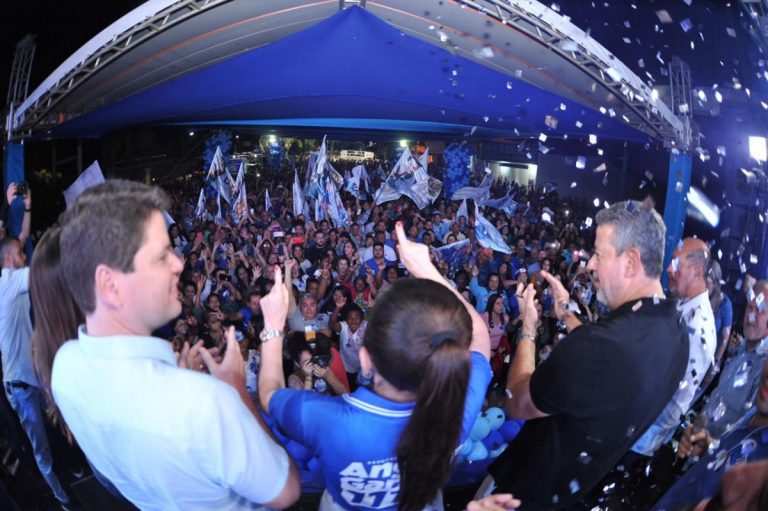 Grande evento em Estrela de Alagoas marca lançamento de candidatura à reeleição de Ângela Garrote