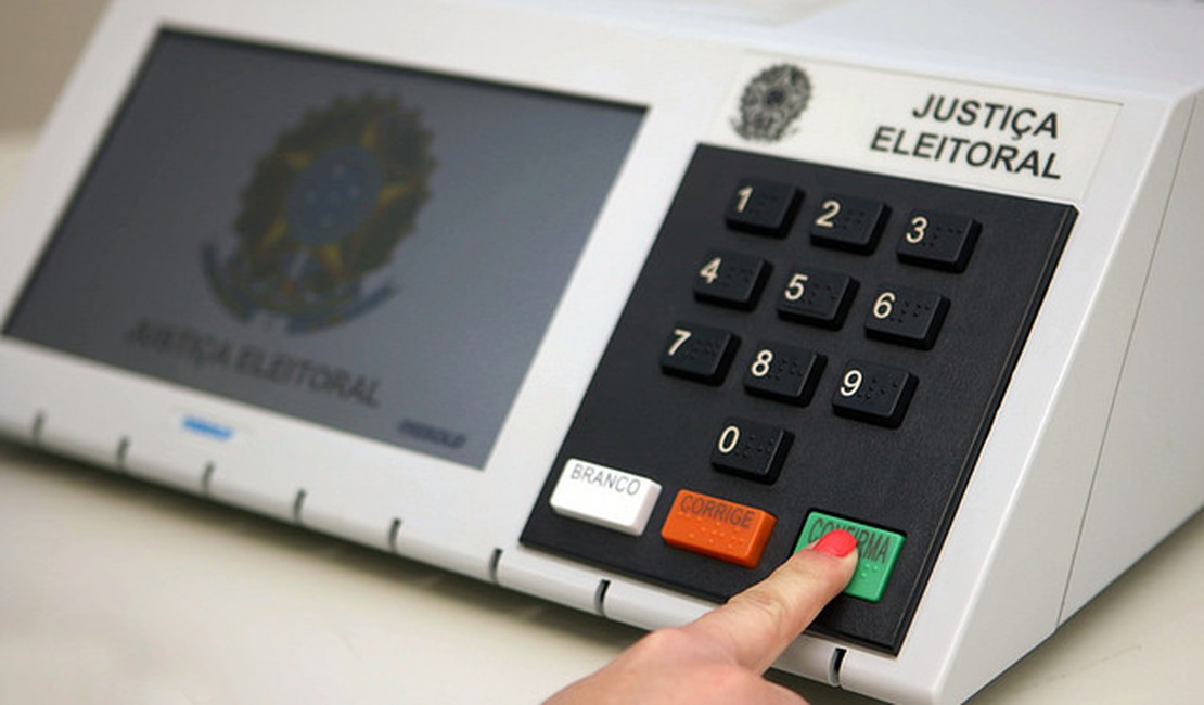 TSE inicia teste público das urnas eletrônicas para eleições de 2024