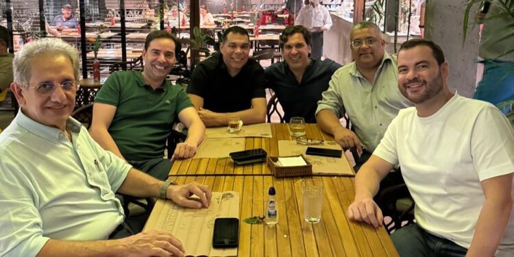 Uma conversa de bar e a sugestão que virou especulação: a “chapa” que ninguém esperava em Alagoas