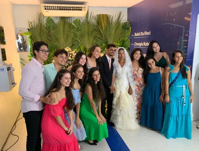 Amigos e familiares participaram do casamento | Foto: Cortesia