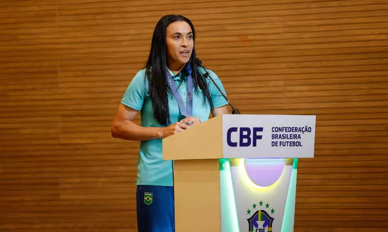 Marta exalta prata da Seleção feminina: “Voltou a ser respeitada”