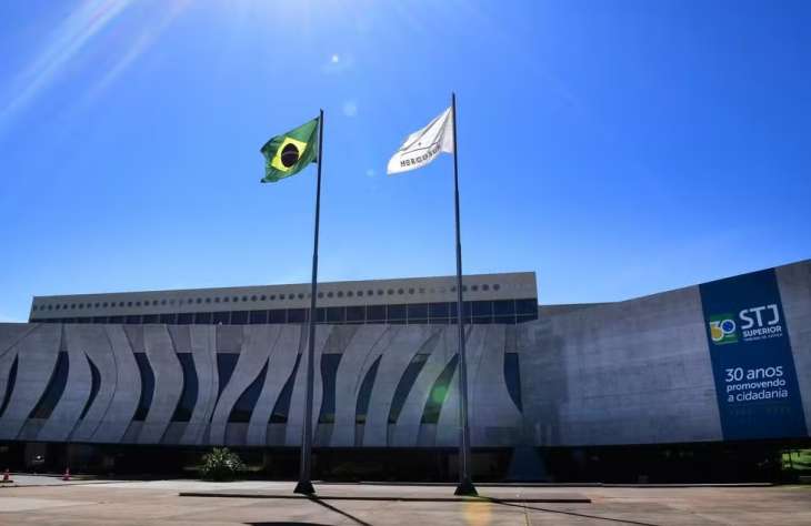 Em decisão inédita, STJ autoriza alteração em registro civil para gênero neutro