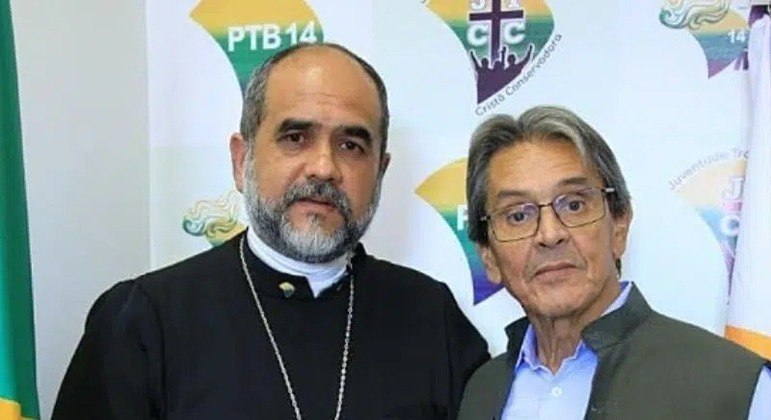 Padre Kelmon processa igreja ortodoxa por danos morais e pede indenização de R$ 500 mil