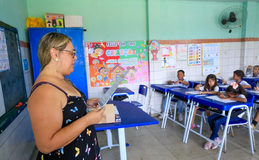 Pré-matrícula de novatos na rede estadual começa dia 1º de dezembro